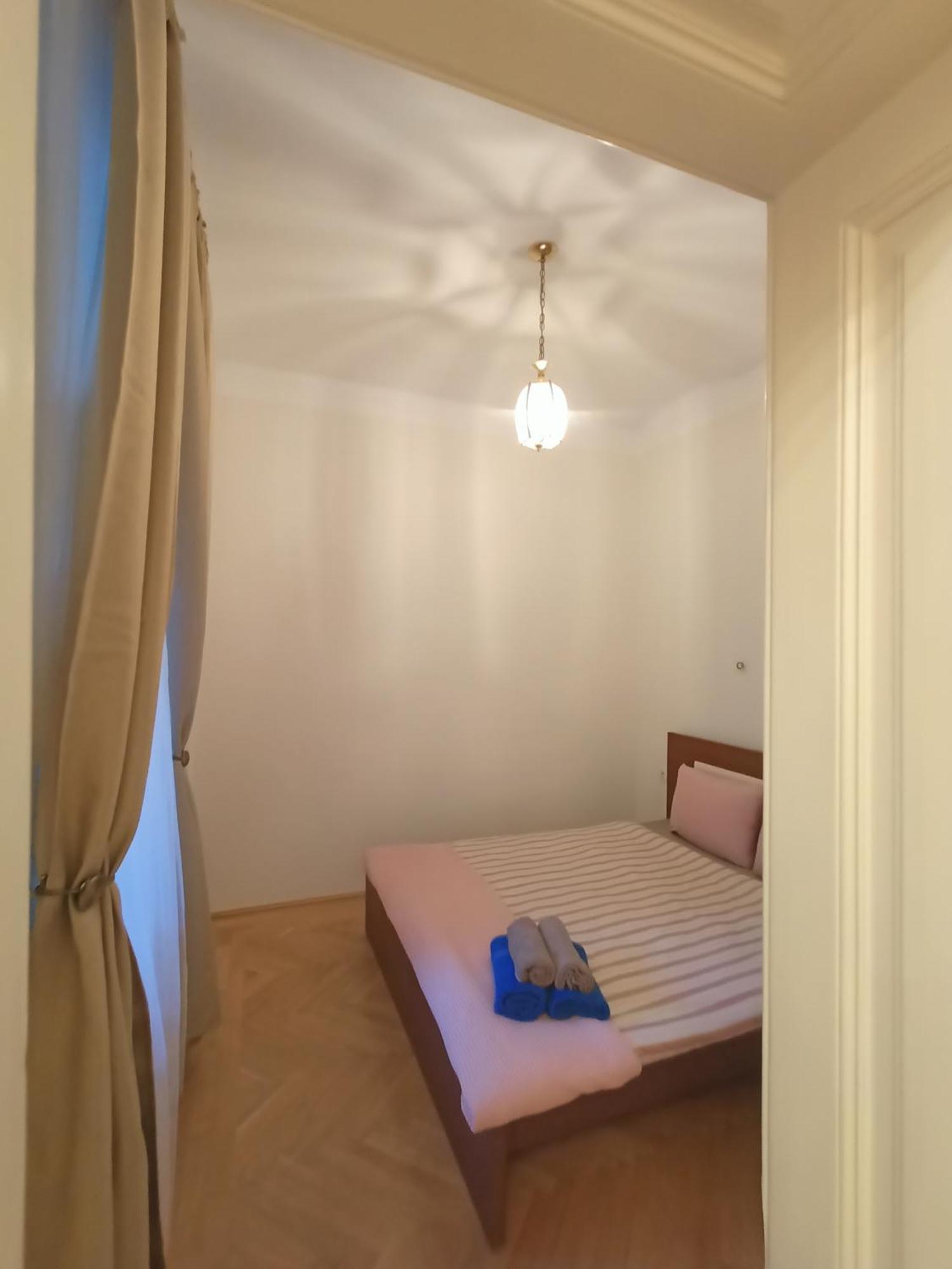Garden Of Light Apartment Sibiu Exterior foto