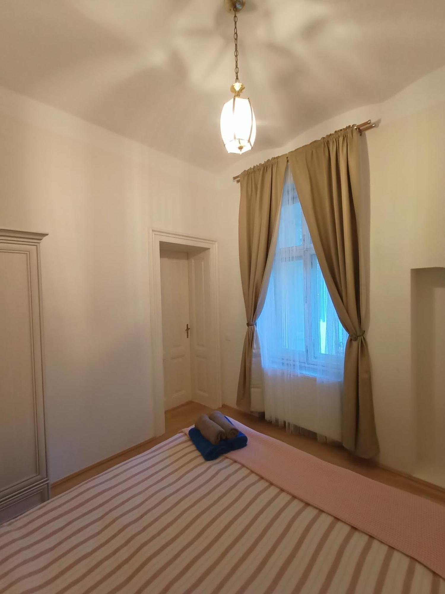 Garden Of Light Apartment Sibiu Exterior foto